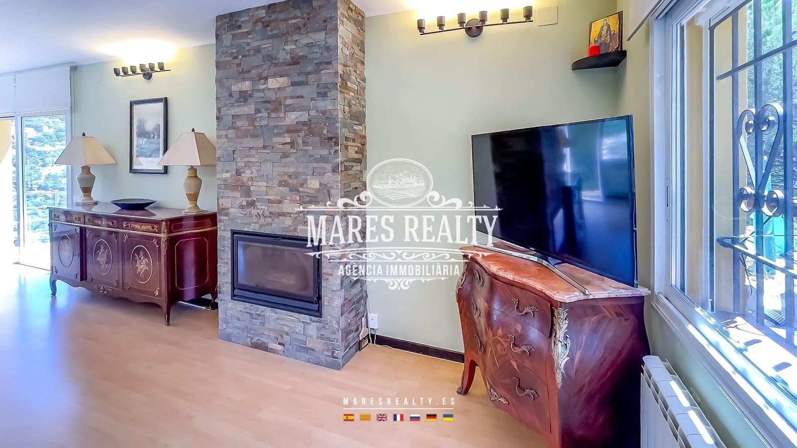 5 Zimmer Villa zu verkaufen in Lloret de Mar mit Pool Garage - 630.000 € (Ref: 8419205)