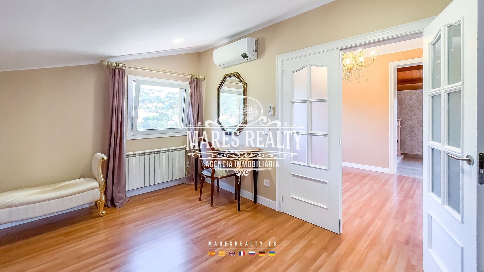 5 Zimmer Villa zu verkaufen in Lloret de Mar mit Pool Garage - 630.000 € (Ref: 8419205)