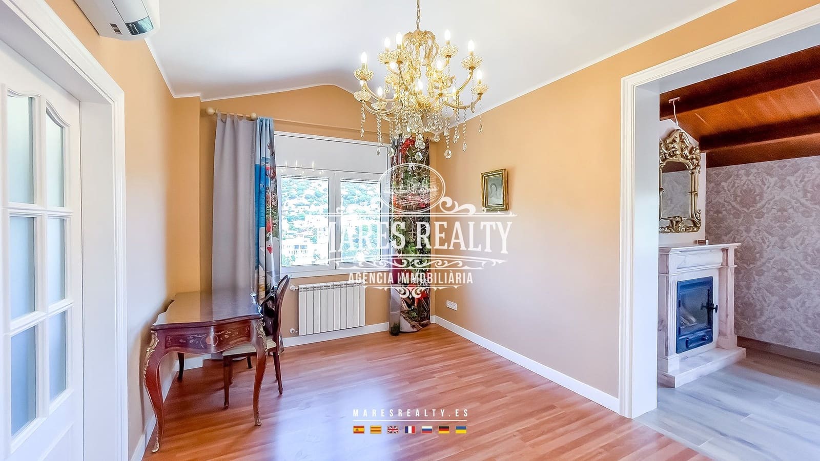 5 Zimmer Villa zu verkaufen in Lloret de Mar mit Pool Garage - 630.000 € (Ref: 8419205)