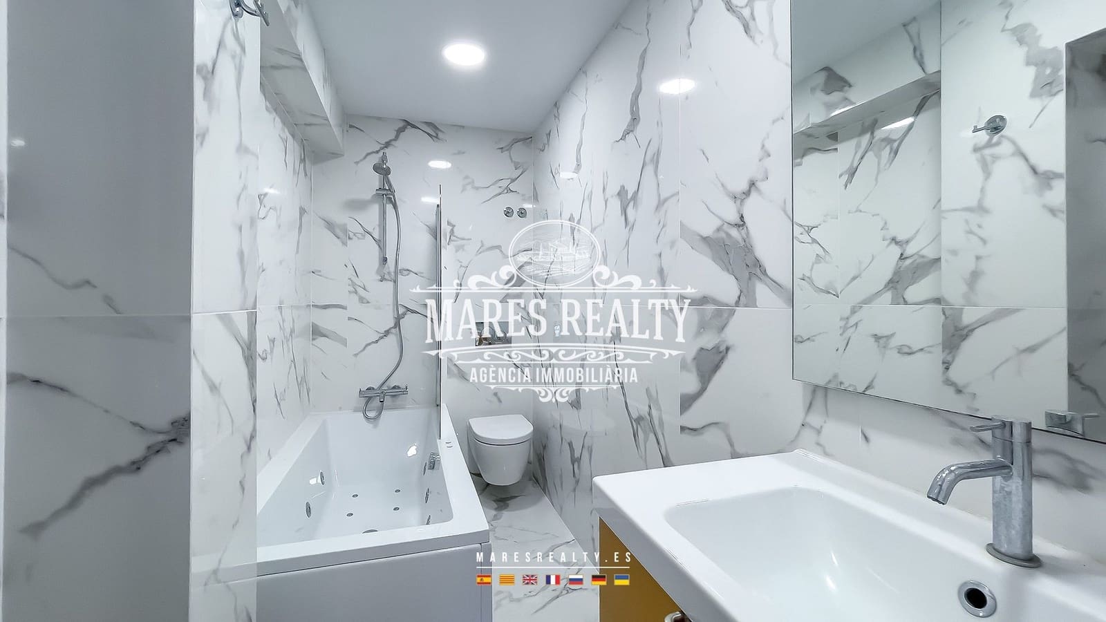 5 Zimmer Villa zu verkaufen in Lloret de Mar mit Pool Garage - 630.000 € (Ref: 8419205)