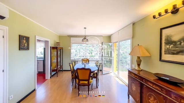 Chalet de 5 habitaciones en Lloret de Mar en venta con piscina garaje - 650.000 € (Ref: 8419205)