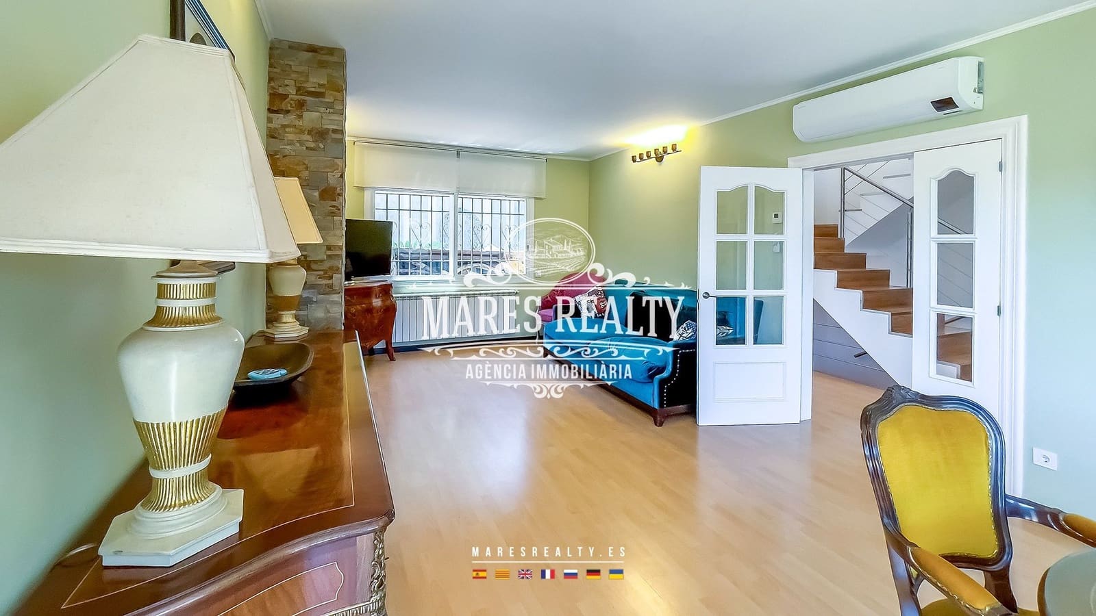 5 Zimmer Villa zu verkaufen in Lloret de Mar mit Pool Garage - 630.000 € (Ref: 8419205)