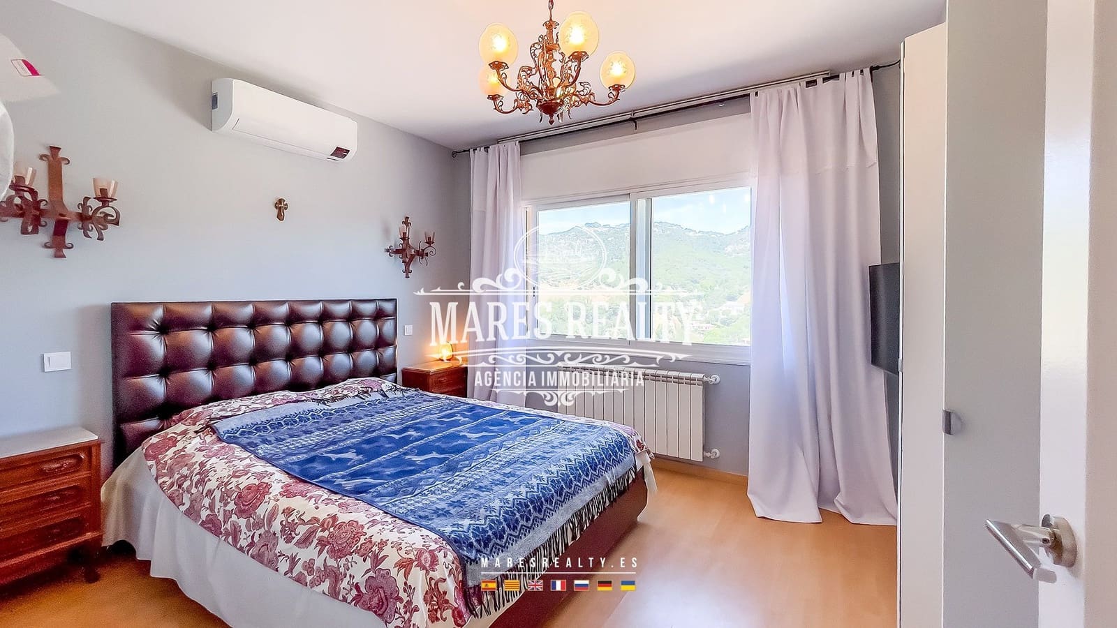 5 Zimmer Villa zu verkaufen in Lloret de Mar mit Pool Garage - 630.000 € (Ref: 8419205)