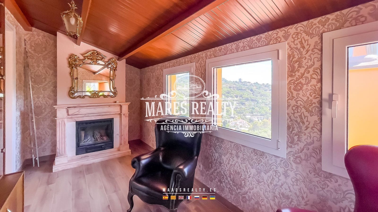 5 Zimmer Villa zu verkaufen in Lloret de Mar mit Pool Garage - 630.000 € (Ref: 8419205)