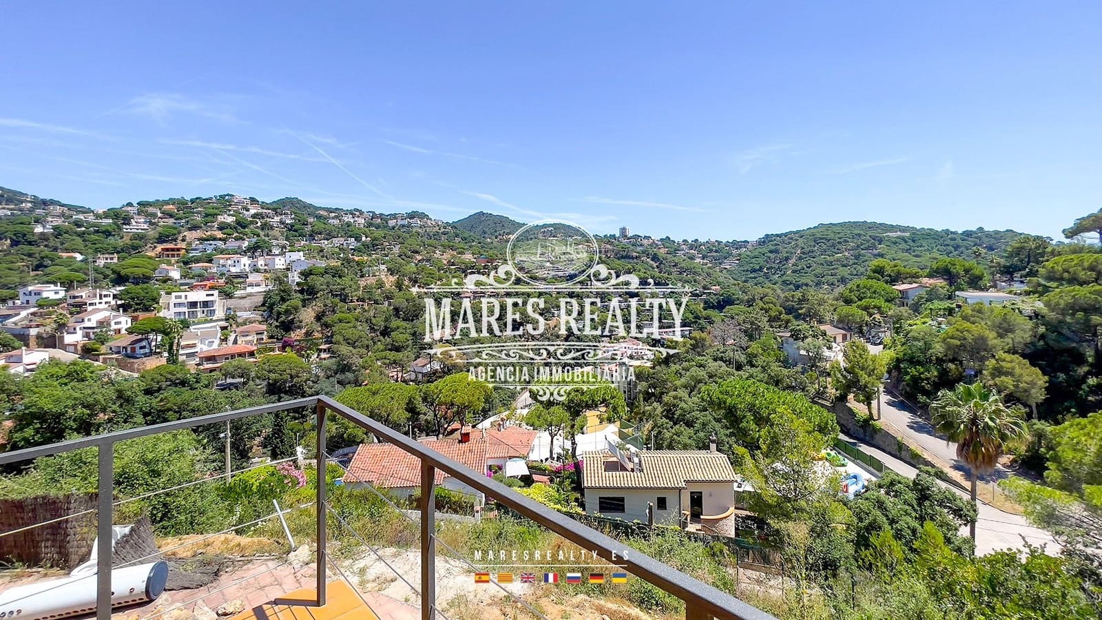 5 Zimmer Villa zu verkaufen in Lloret de Mar mit Pool Garage - 630.000 € (Ref: 8419205)