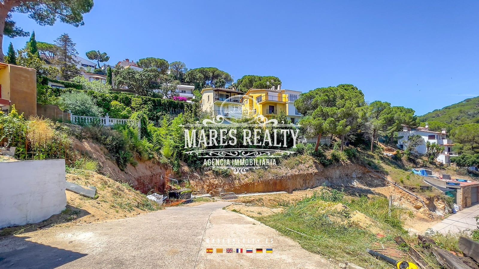 5 Zimmer Villa zu verkaufen in Lloret de Mar mit Pool Garage - 630.000 € (Ref: 8419205)
