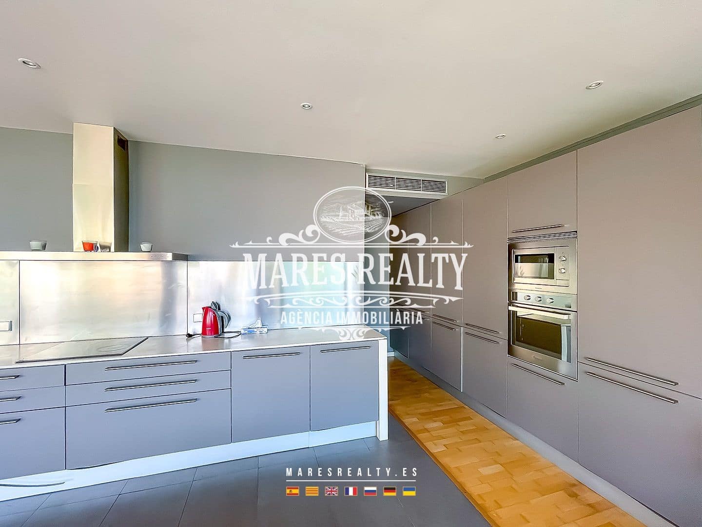 4 chambre Villa/Maison à vendre à Lloret de Mar avec piscine - 900 000 € (Ref: 8423002)