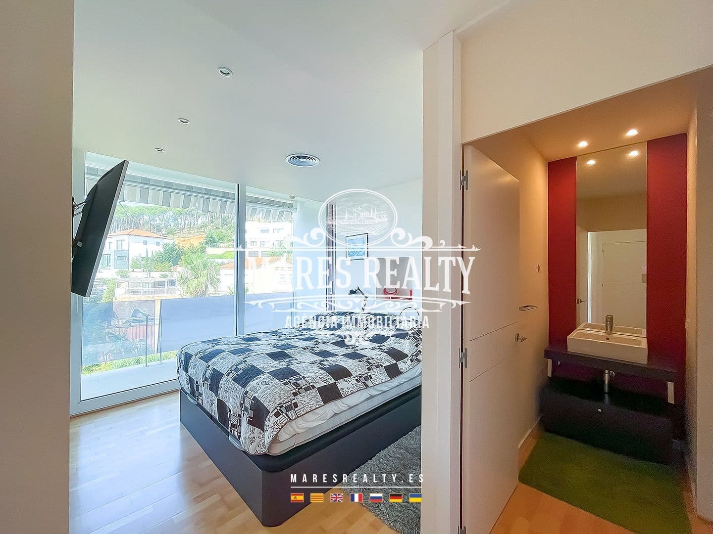 4 chambre Villa/Maison à vendre à Lloret de Mar avec piscine - 900 000 € (Ref: 8423002)