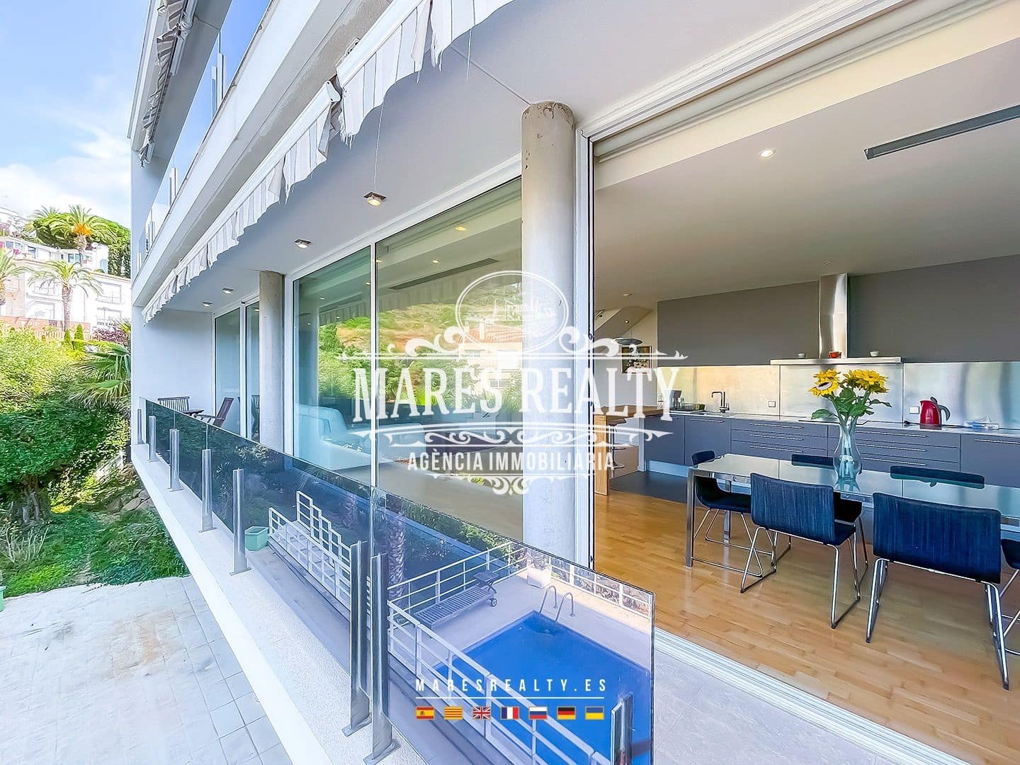 4 chambre Villa/Maison à vendre à Lloret de Mar avec piscine - 900 000 € (Ref: 8423002)