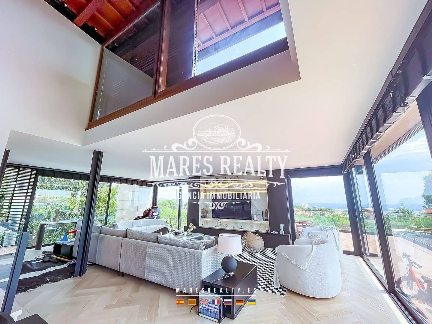 5 slaapkamer Villa te koop in Calella met zwembad garage - € 2.490.000 (Ref: 8423003)