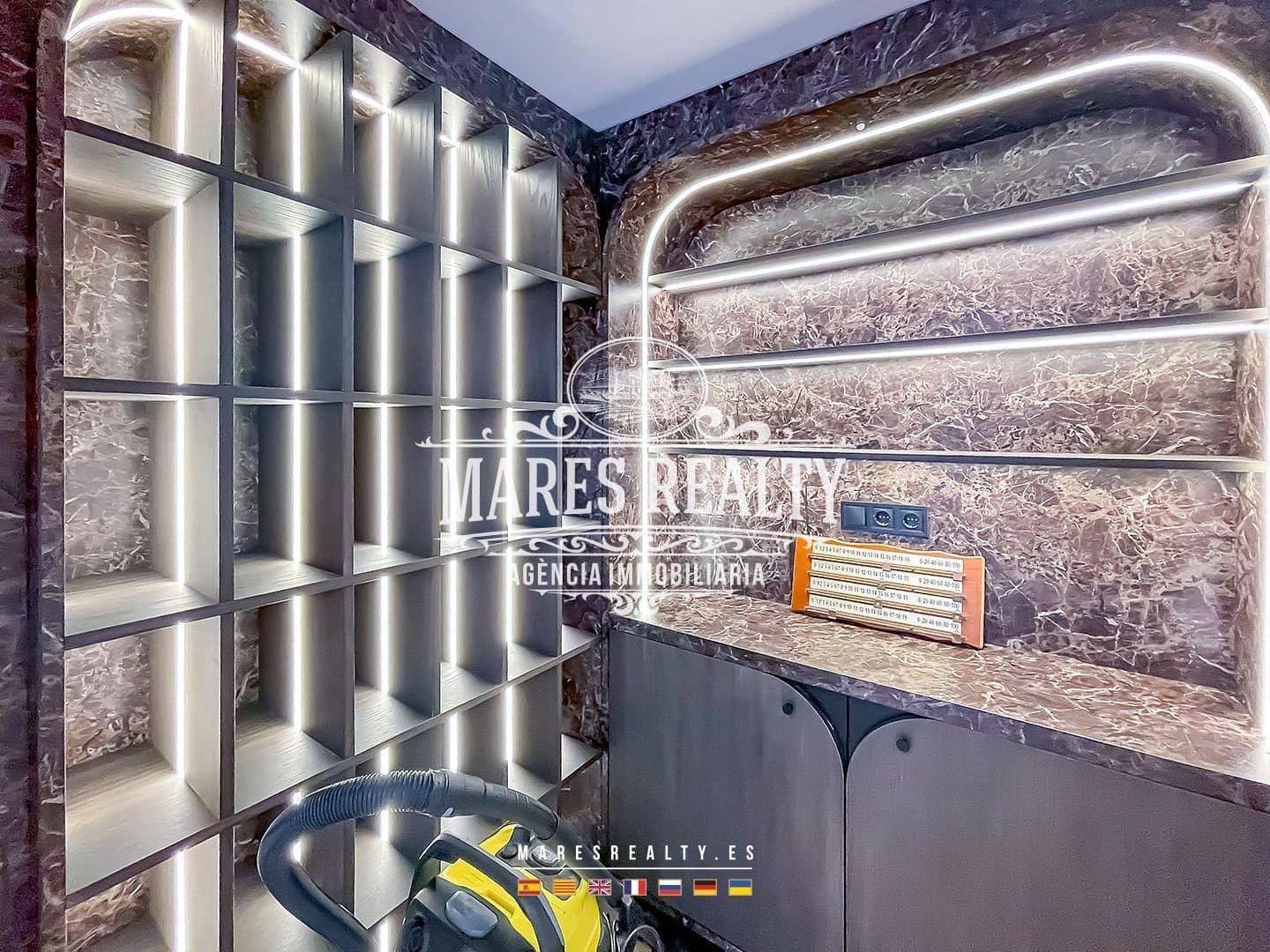 5 slaapkamer Villa te koop in Calella met zwembad garage - € 2.490.000 (Ref: 8423003)