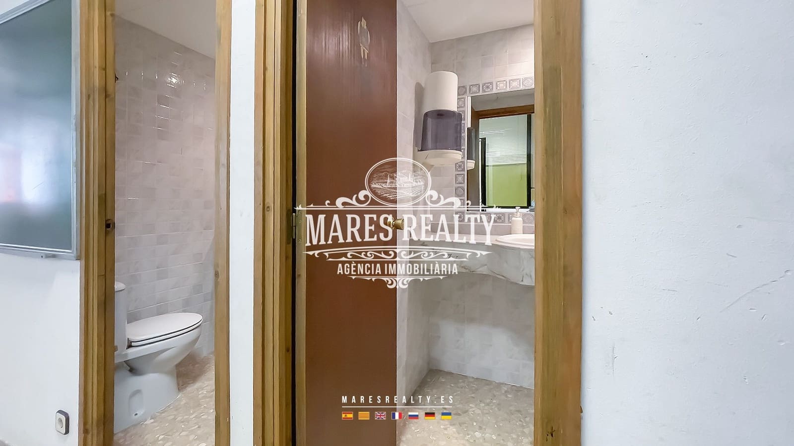 Comercial para venda em Lloret de Mar - 160 000 € (Ref: 8426096)