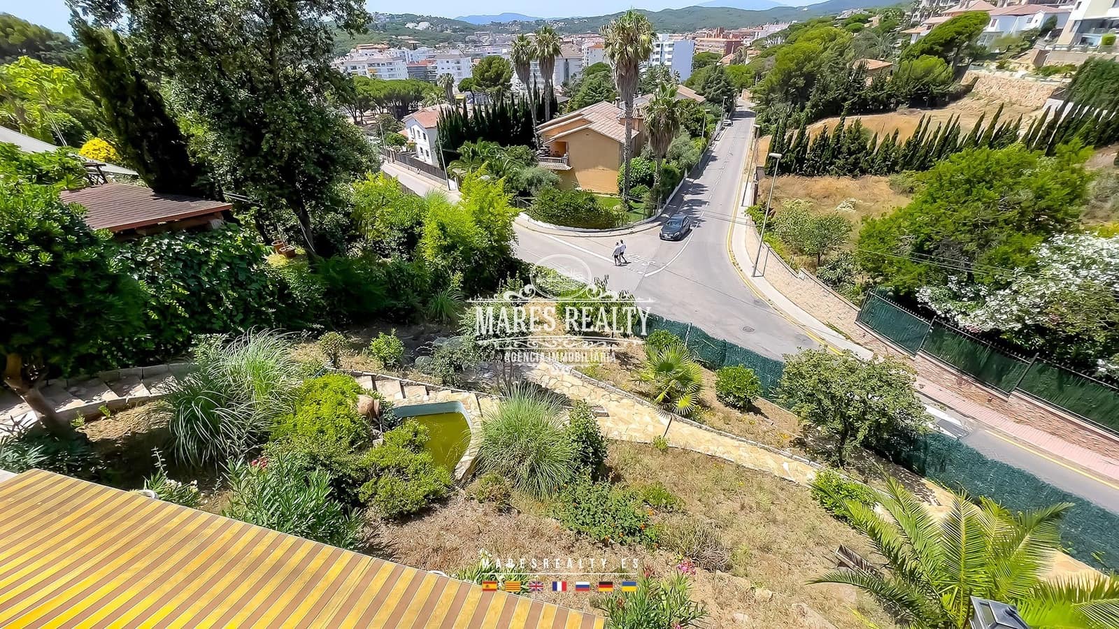 5 bedroom Villa for sale in Lloret de Mar with pool garage - € 650,000 (Ref: 8438339)