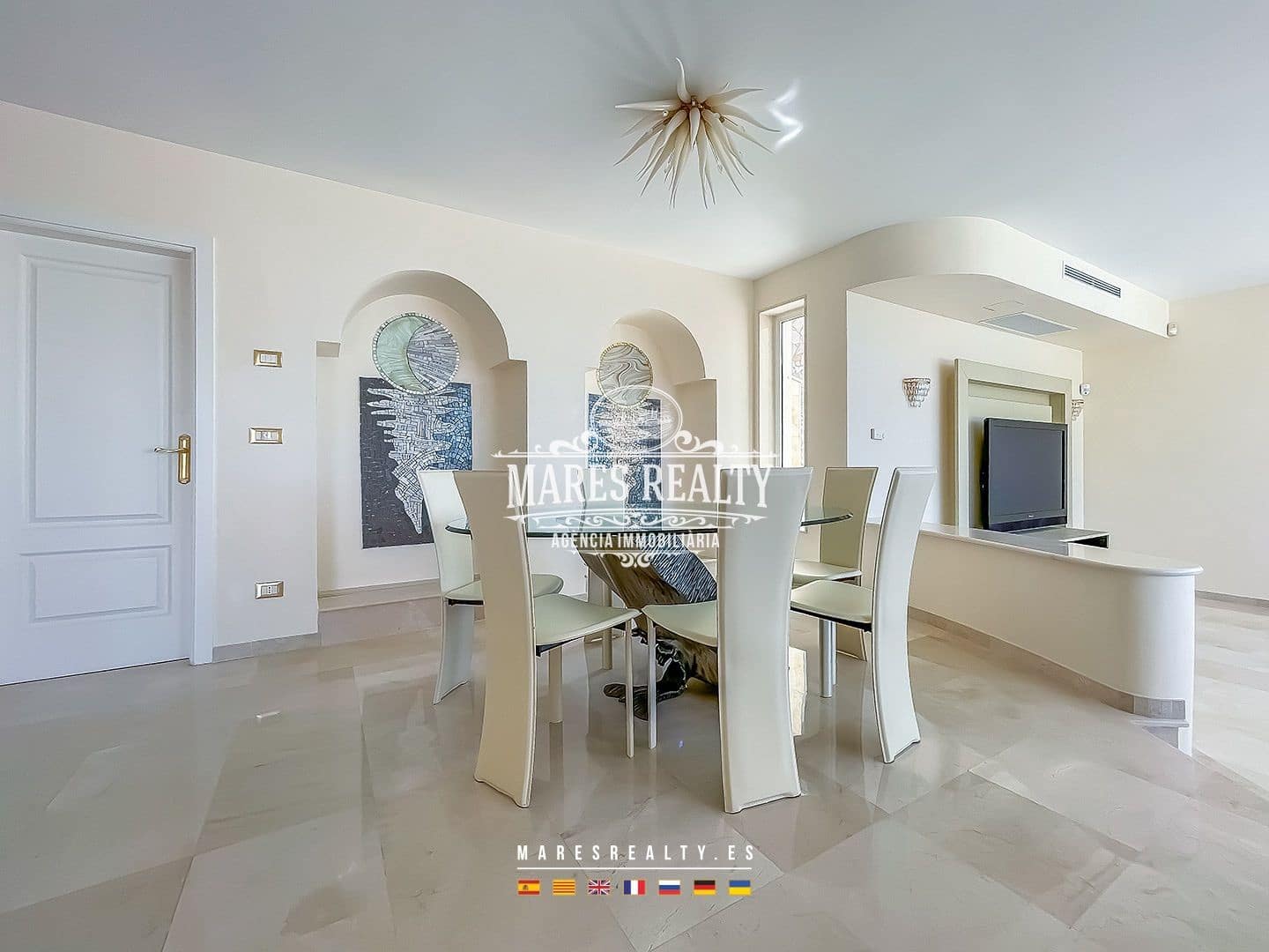 6 soverom Villa til salgs i Lloret de Mar med svømmebasseng garasje - € 2 971 300 (Ref: 8468497)