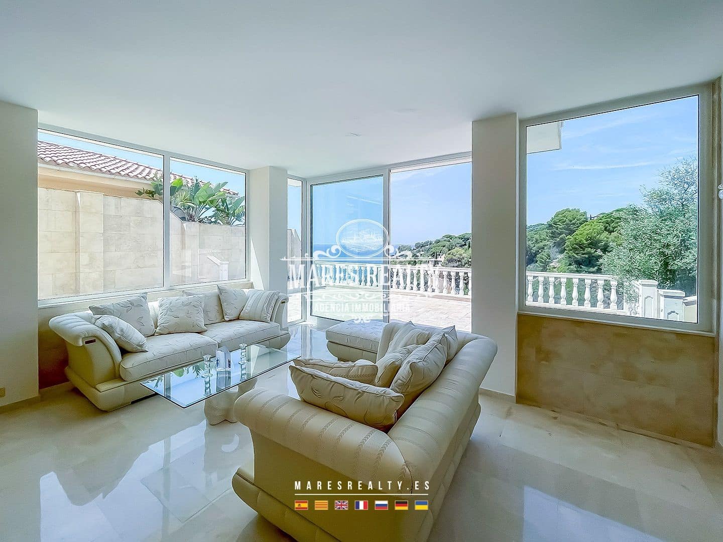 6 soverom Villa til salgs i Lloret de Mar med svømmebasseng garasje - € 2 971 300 (Ref: 8468497)