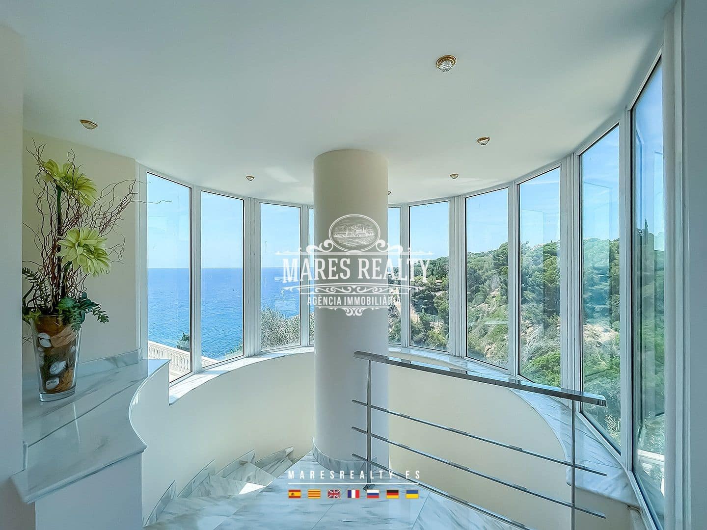 6 soverom Villa til salgs i Lloret de Mar med svømmebasseng garasje - € 2 971 300 (Ref: 8468497)