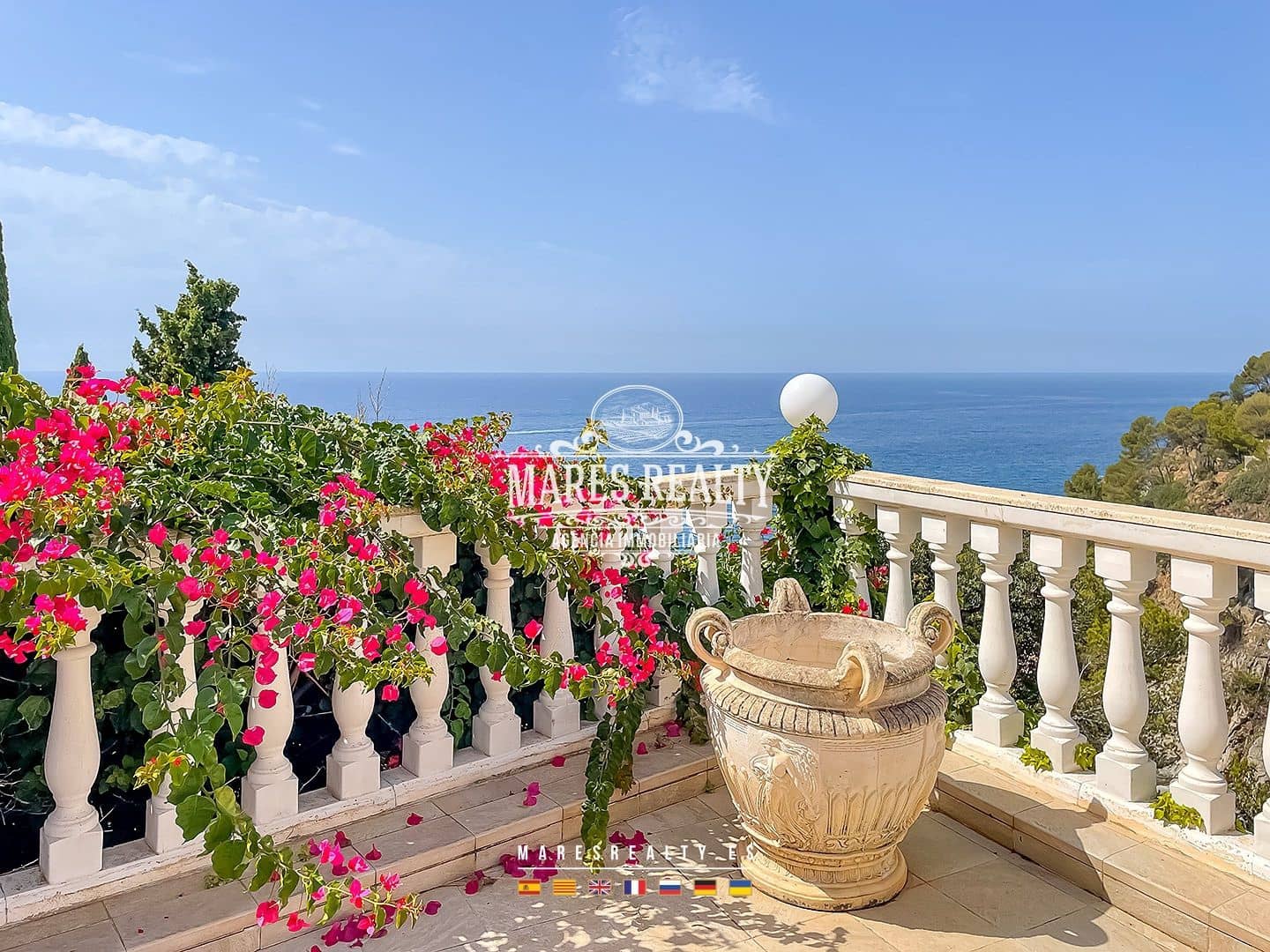 6 soverom Villa til salgs i Lloret de Mar med svømmebasseng garasje - € 2 971 300 (Ref: 8468497)