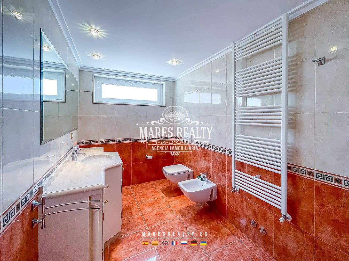 6 soverom Villa til salgs i Lloret de Mar med svømmebasseng garasje - € 2 971 300 (Ref: 8468497)