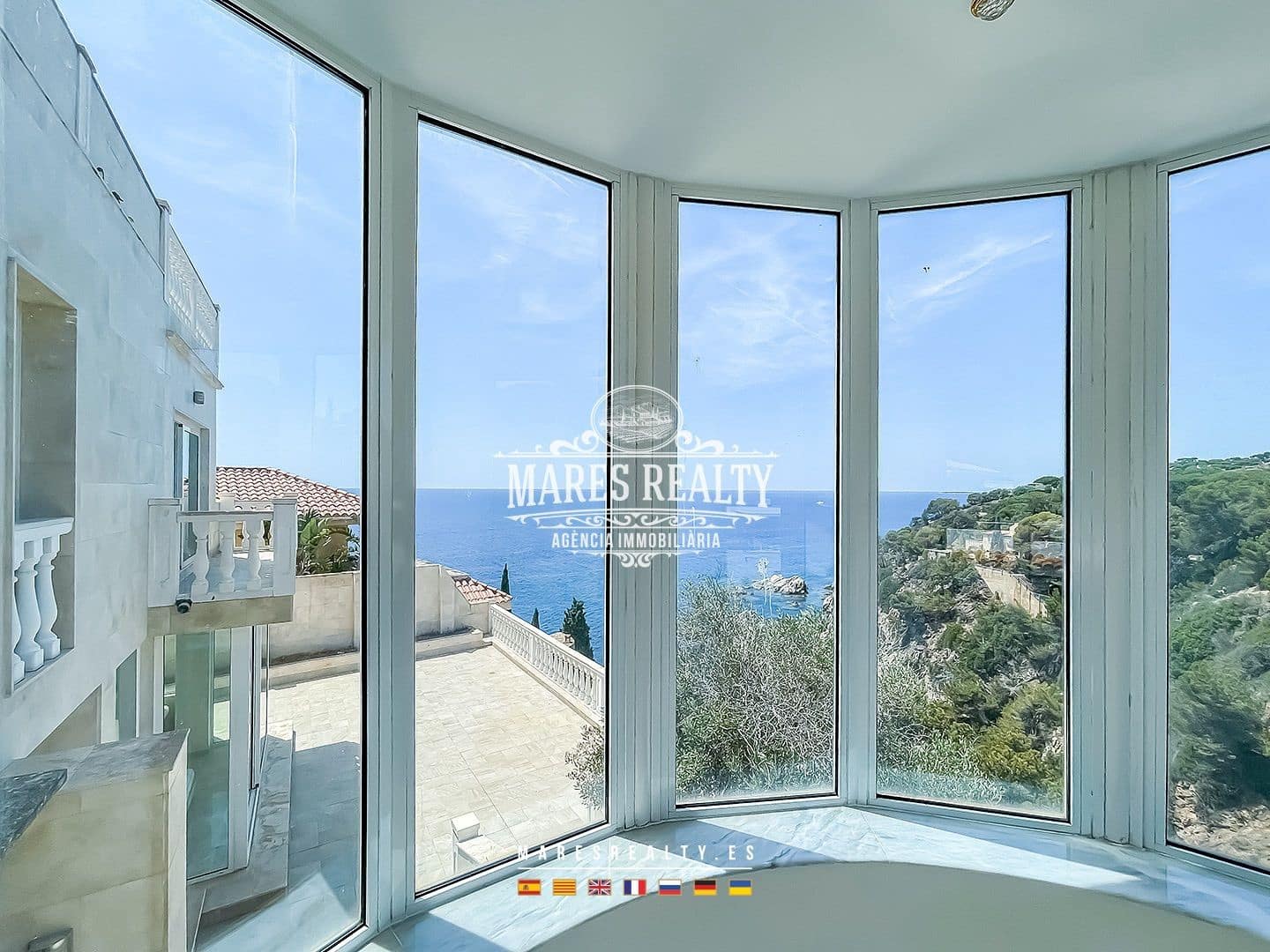 6 soverom Villa til salgs i Lloret de Mar med svømmebasseng garasje - € 2 971 300 (Ref: 8468497)