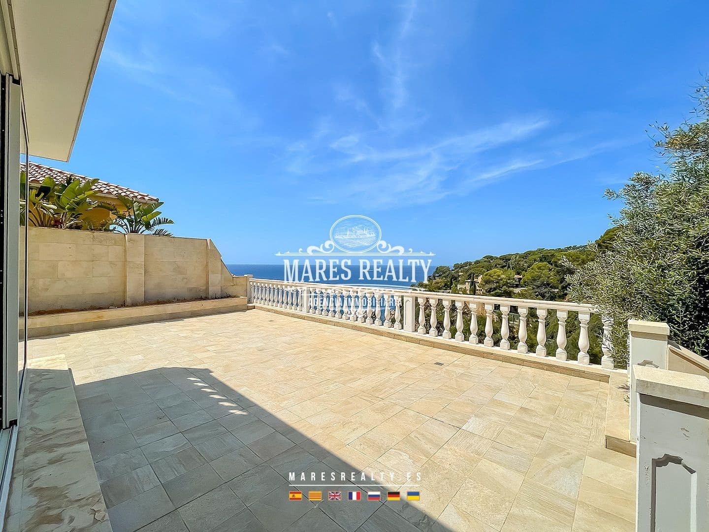 6 soverom Villa til salgs i Lloret de Mar med svømmebasseng garasje - € 2 971 300 (Ref: 8468497)