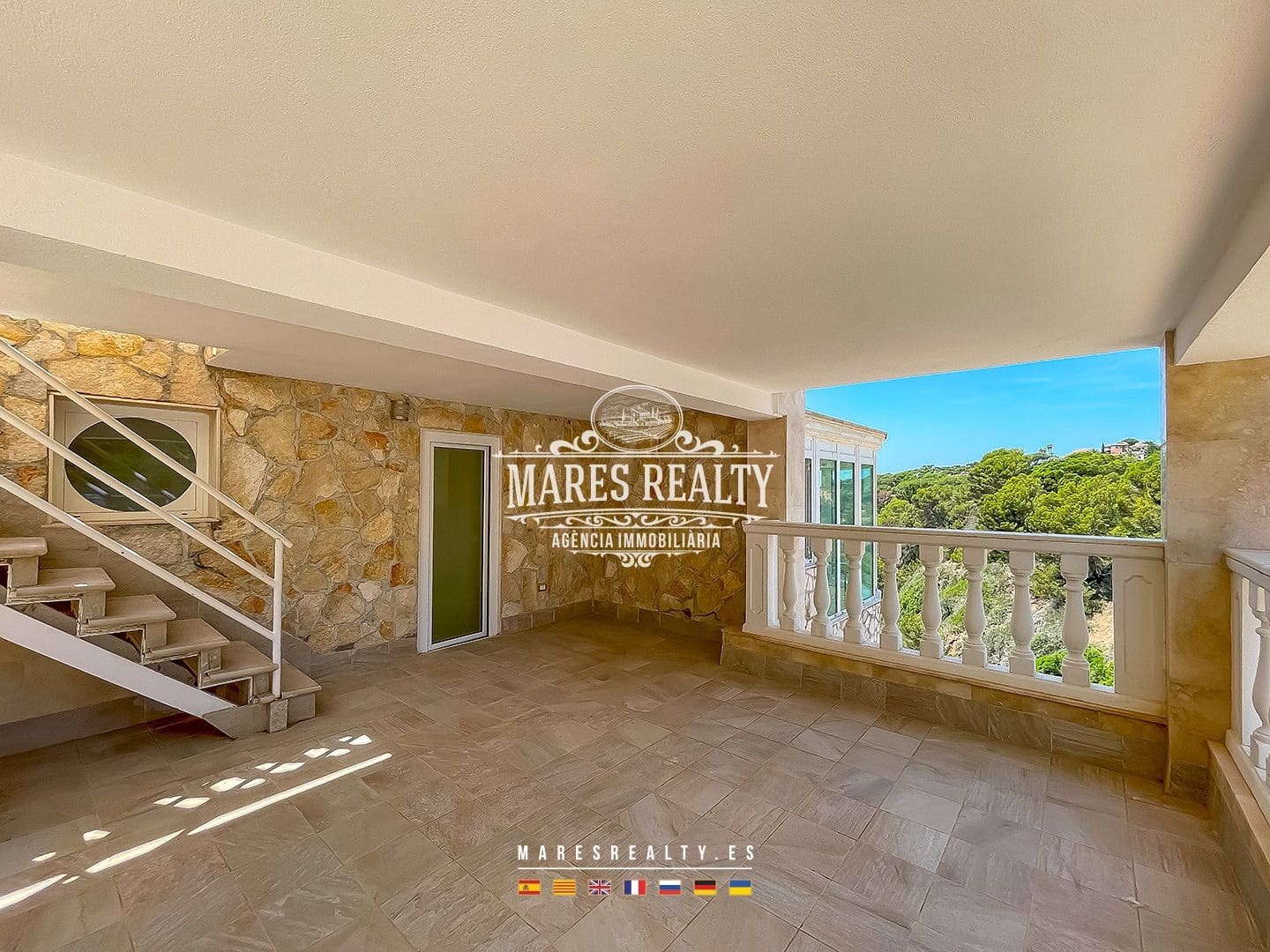 6 soverom Villa til salgs i Lloret de Mar med svømmebasseng garasje - € 2 971 300 (Ref: 8468497)