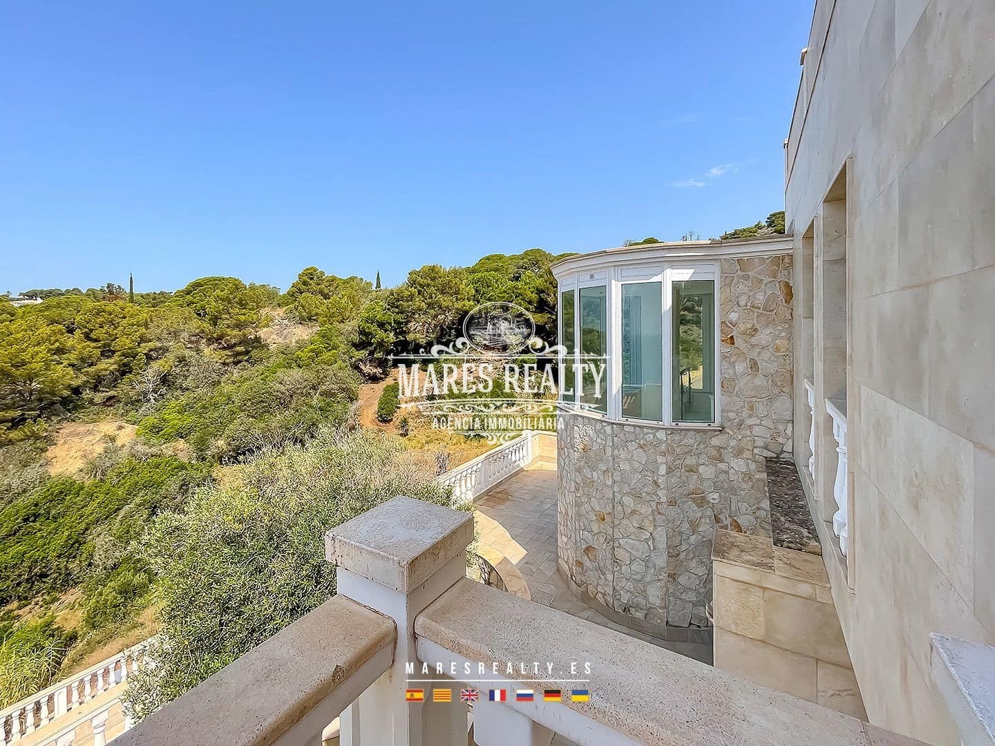 6 soverom Villa til salgs i Lloret de Mar med svømmebasseng garasje - € 2 971 300 (Ref: 8468497)