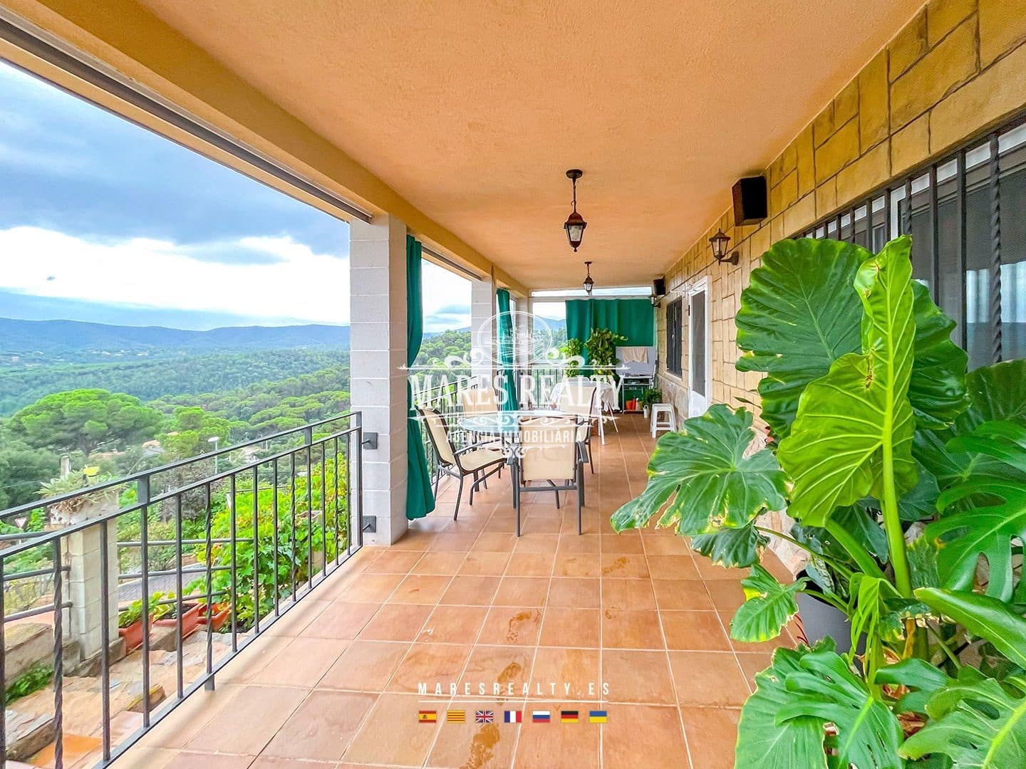 5 bedroom Villa for sale in Tordera - € 540,000 (Ref: 8477669)