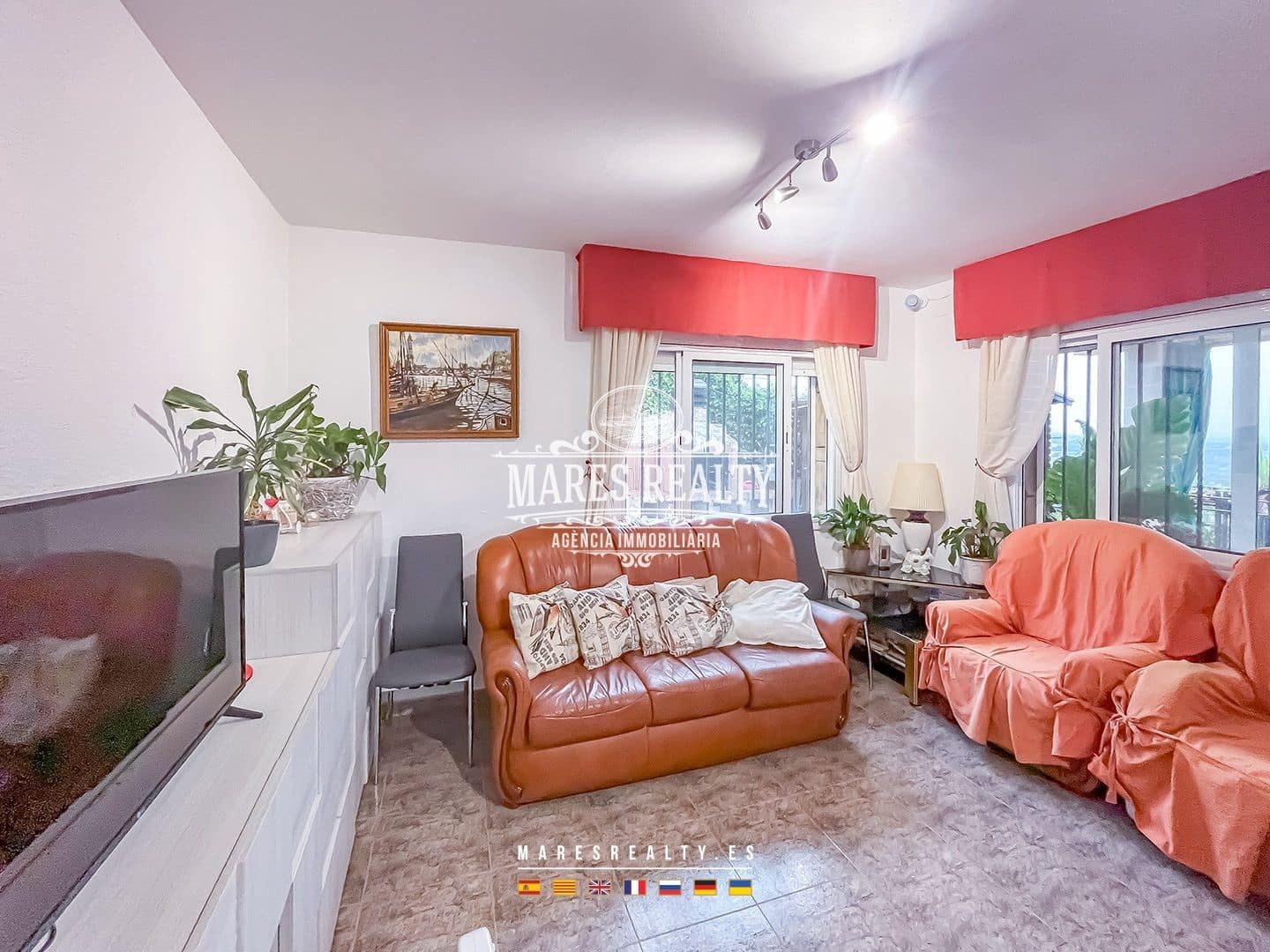 5 bedroom Villa for sale in Tordera - € 540,000 (Ref: 8477669)