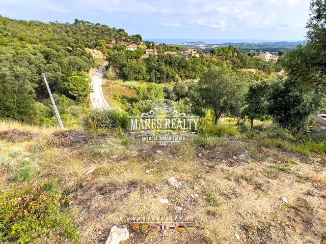 Rakentamaton maa myytävänä paikassa Lloret de Mar - 36 000 € (Ref: 8480581)