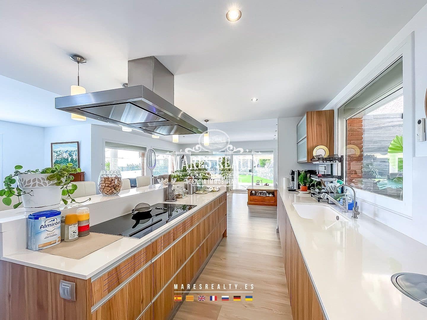 4 sovrum Villa till salu i Alella med pool garage - 1 450 000 € (Ref: 8480582)