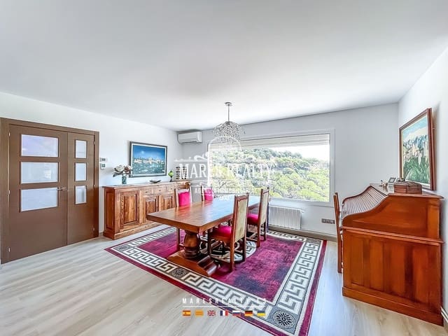 4 soverom Villa til salgs i Alella med svømmebasseng garasje - € 1 450 000 (Ref: 8480582)