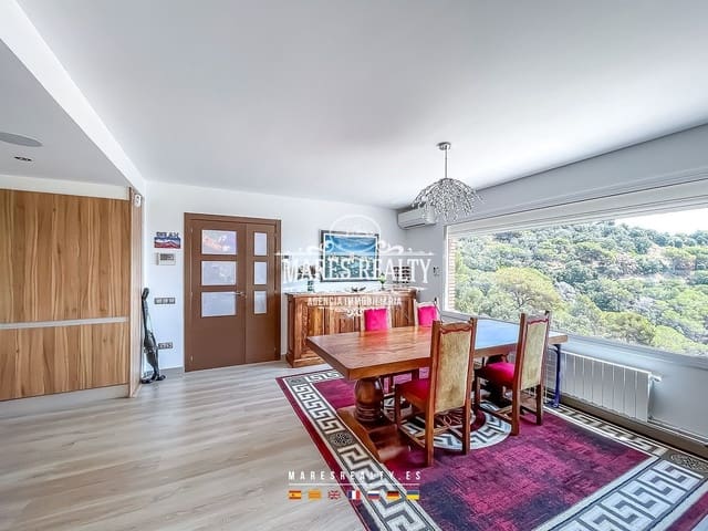 4 soverom Villa til salgs i Alella med svømmebasseng garasje - € 1 450 000 (Ref: 8480582)