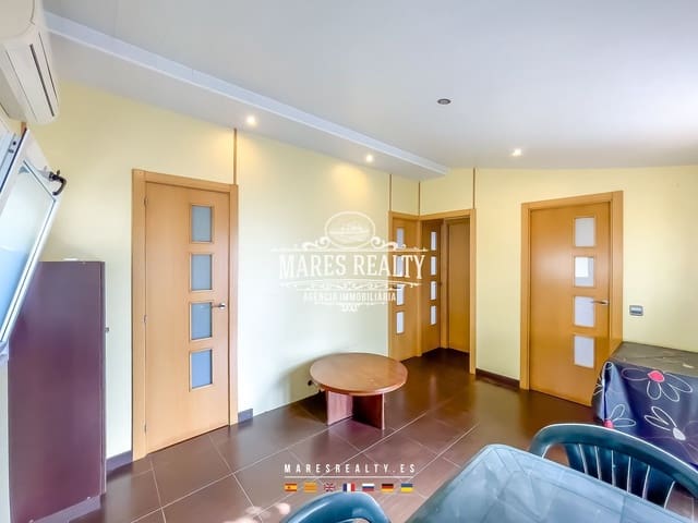 3 chambre Villa/Maison à vendre à Malgrat de Mar avec piscine garage - 125 000 € (Ref: 8485087)