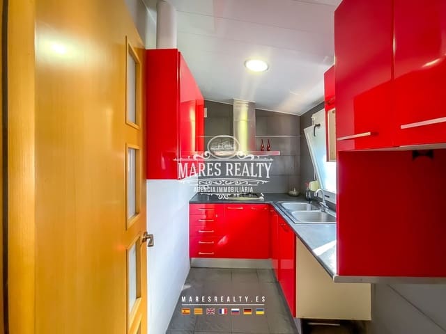 3 chambre Villa/Maison à vendre à Malgrat de Mar avec piscine garage - 125 000 € (Ref: 8485087)