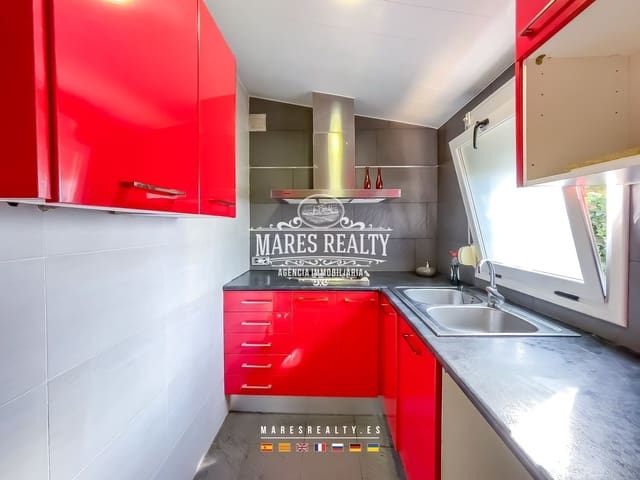 3 chambre Villa/Maison à vendre à Malgrat de Mar avec piscine garage - 125 000 € (Ref: 8485087)