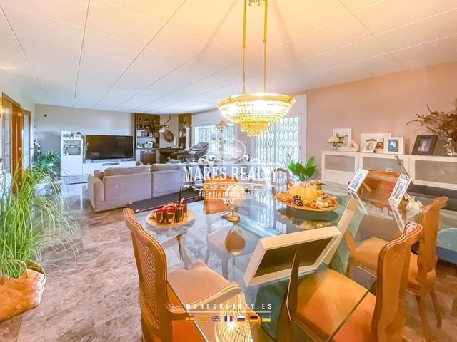 6 chambre Villa/Maison à vendre à Argentona avec piscine garage - 570 000 € (Ref: 8533655)