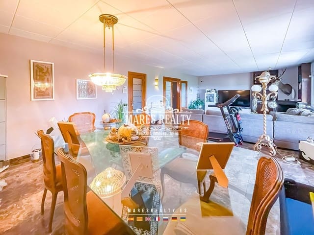 6 chambre Villa/Maison à vendre à Argentona avec piscine garage - 570 000 € (Ref: 8533655)