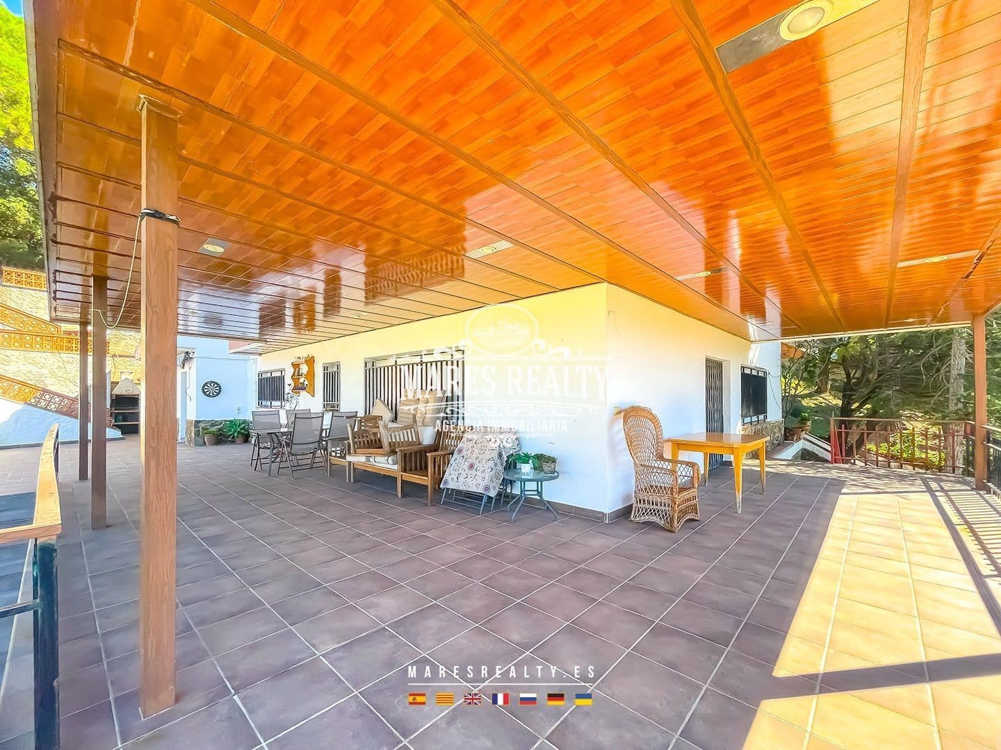 6 soveværelse Villa til salg i Argentona med swimmingpool garage - € 570.000 (Ref: 8533655)