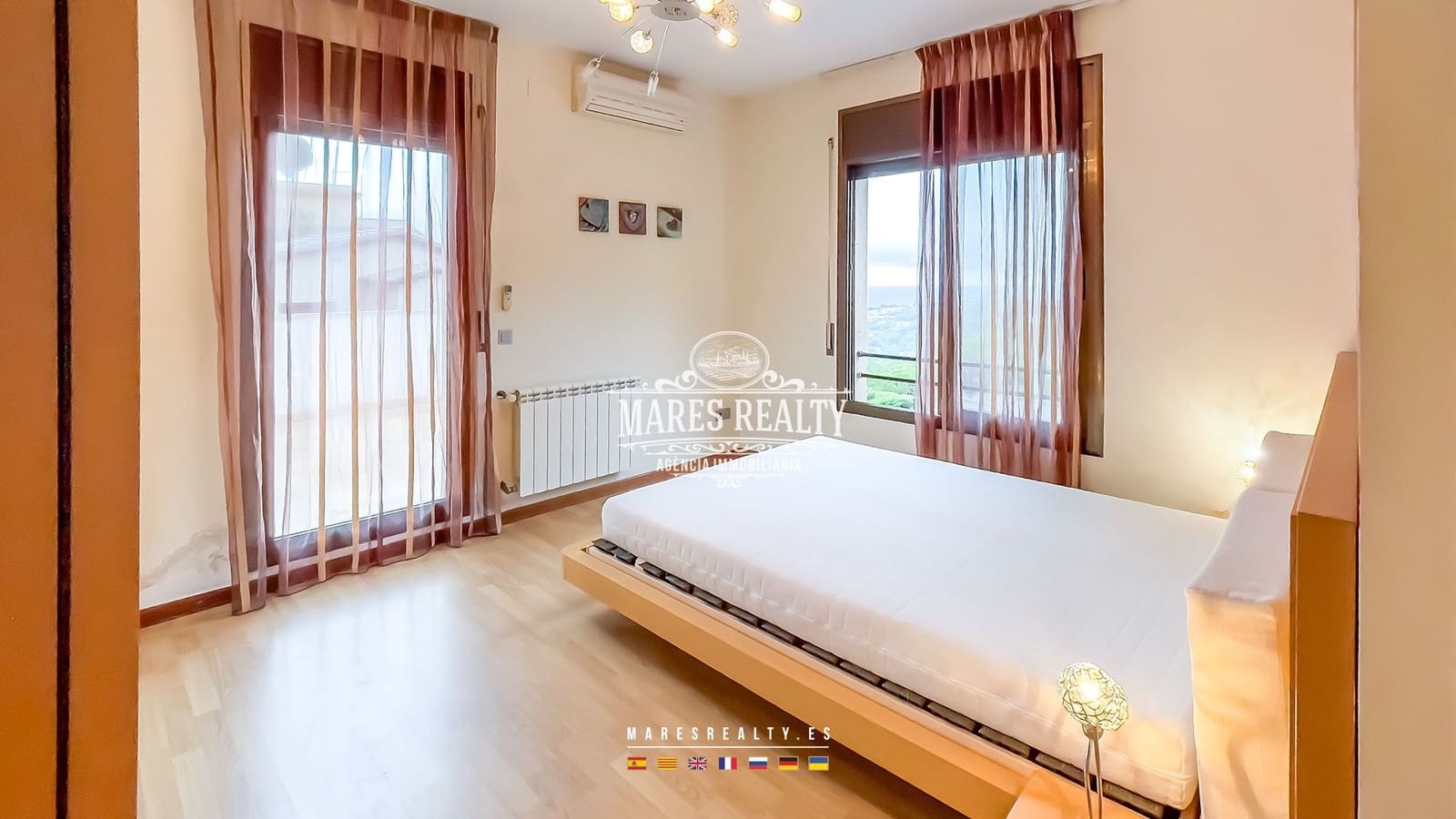 3 bedroom Villa for sale in Lloret de Mar with pool garage - € 475,000 (Ref: 8539523)