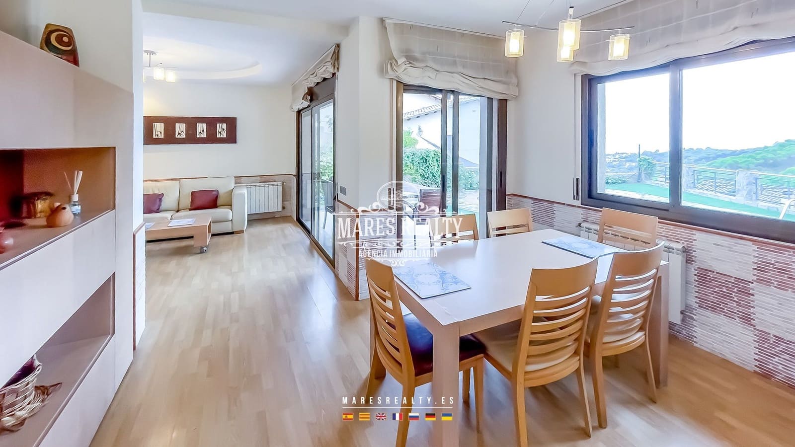 3 bedroom Villa for sale in Lloret de Mar with pool garage - € 475,000 (Ref: 8539523)