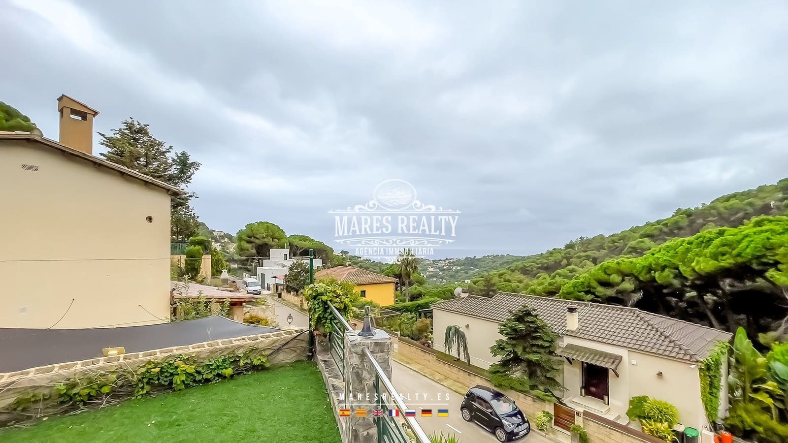 3 bedroom Villa for sale in Lloret de Mar with pool garage - € 475,000 (Ref: 8539523)