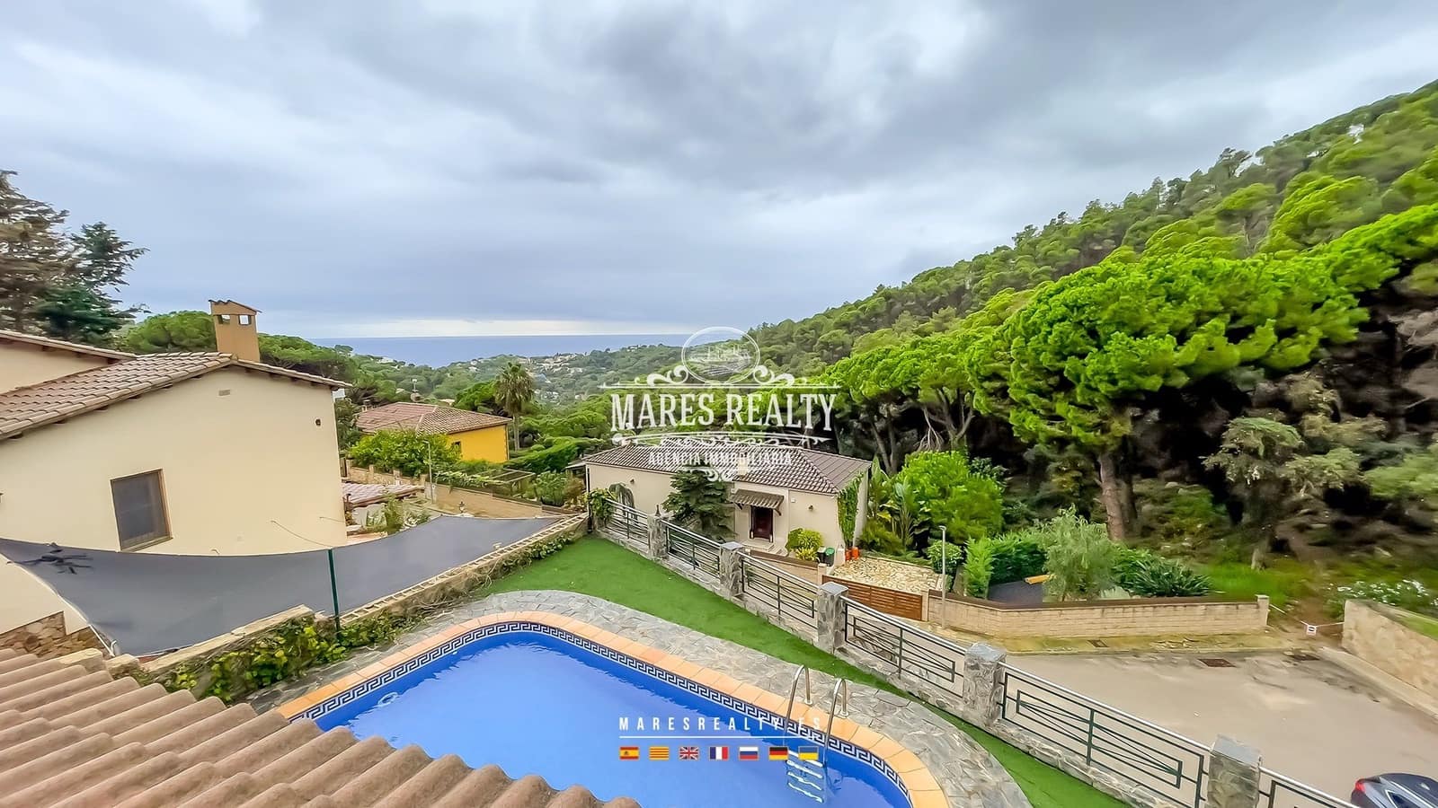 3 bedroom Villa for sale in Lloret de Mar with pool garage - € 475,000 (Ref: 8539523)