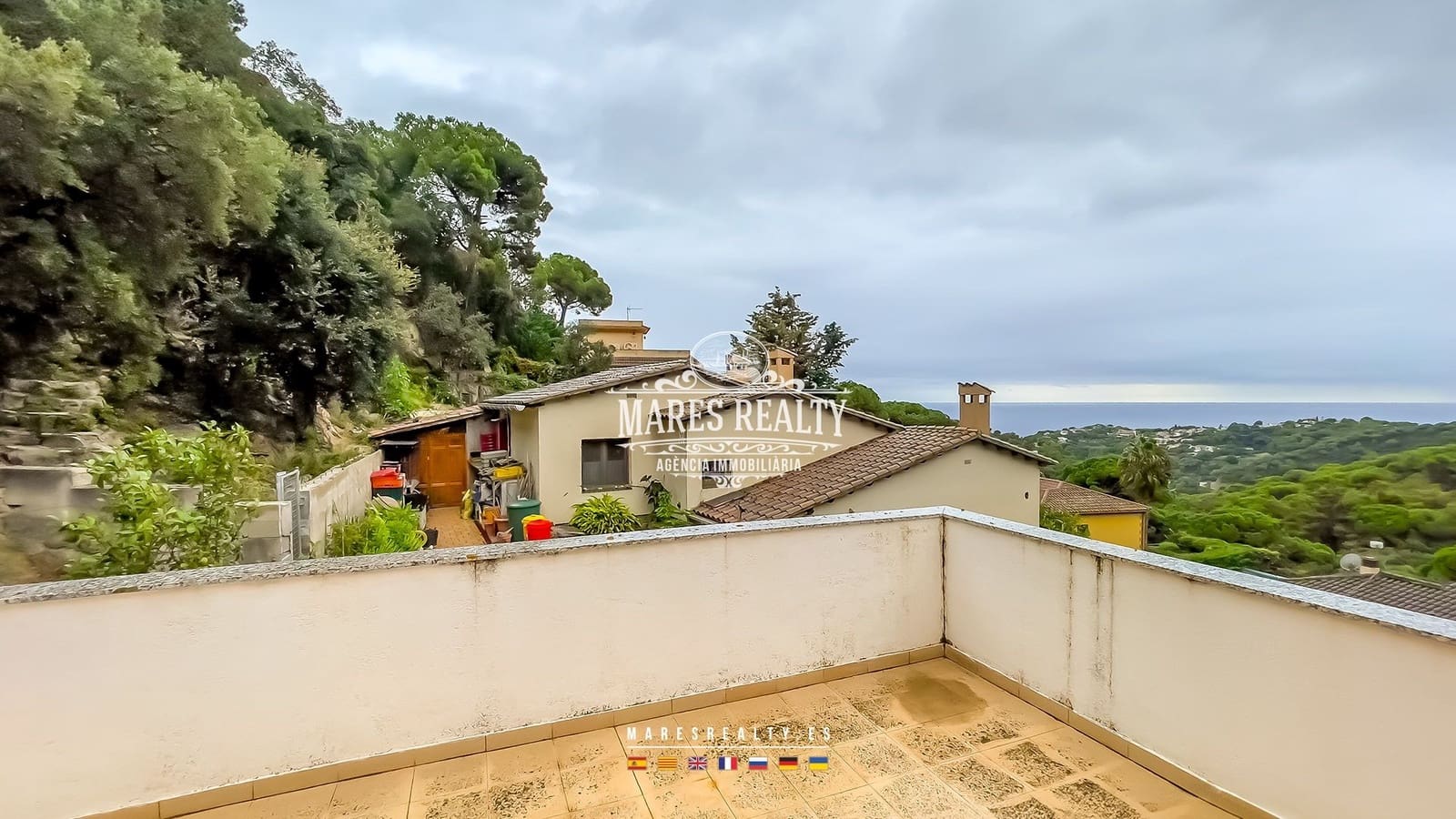 3 bedroom Villa for sale in Lloret de Mar with pool garage - € 475,000 (Ref: 8539523)