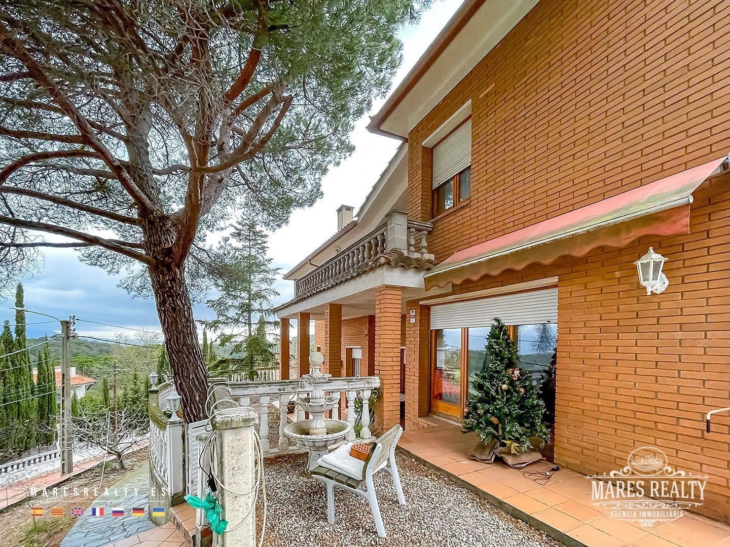 4 soverom Villa til salgs i Dosrius - € 365 000 (Ref: 8588127)