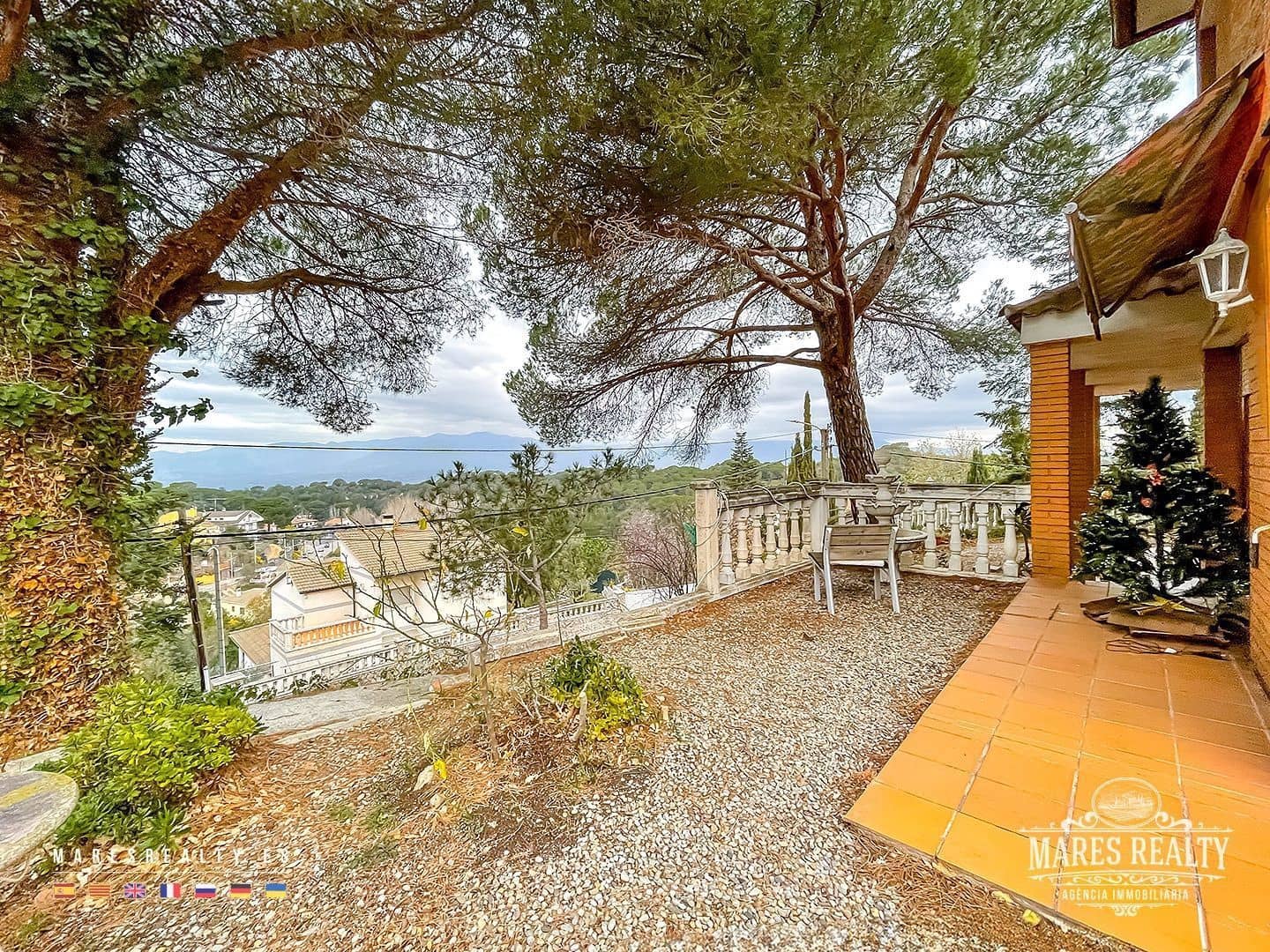 4 soverom Villa til salgs i Dosrius - € 365 000 (Ref: 8588127)