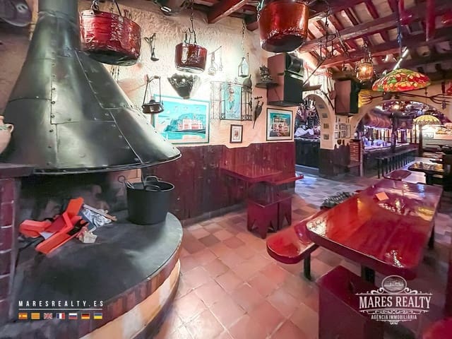 4 bedroom Commercial for sale in Calella with garage - € 2,000,000 (Ref: 8588132)