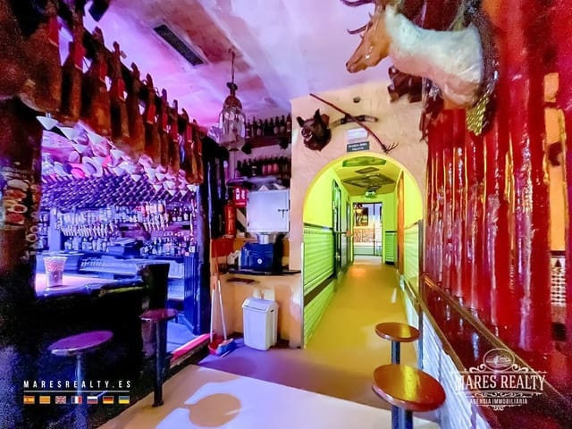 4 bedroom Commercial for sale in Calella with garage - € 2,000,000 (Ref: 8588132)