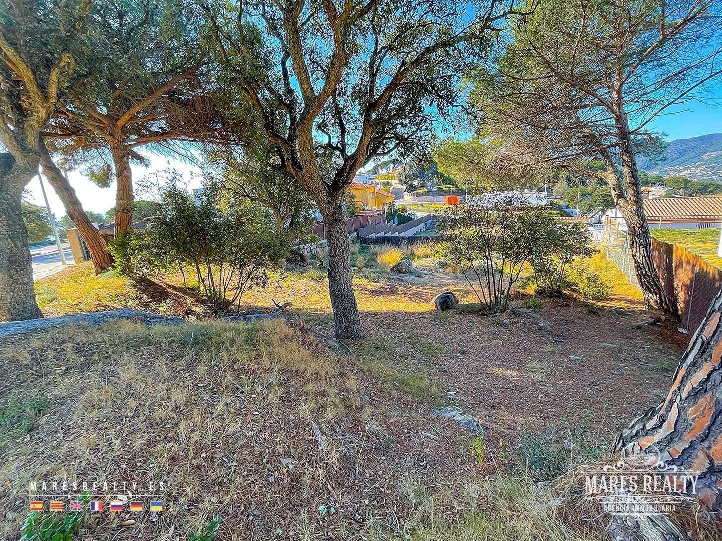 Grunde uden byggetilladelser til salg i Argentona - € 238.500 (Ref: 8588133)