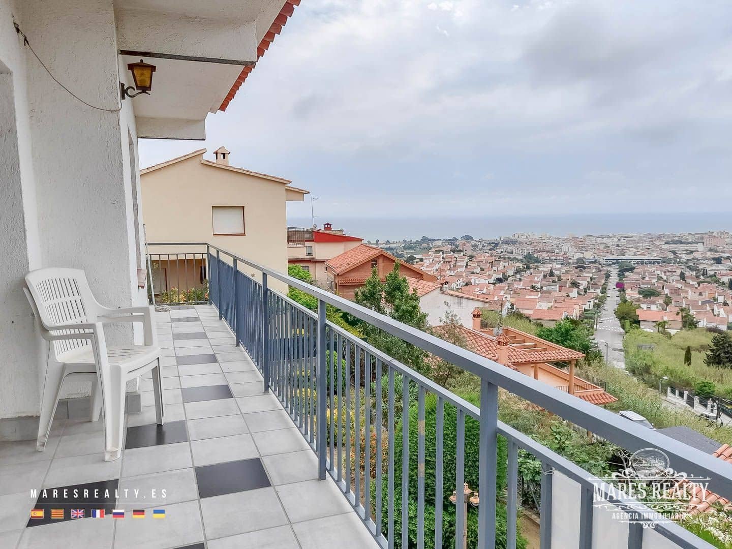 5 soverom Villa til salgs i Pineda de Mar med garasje - € 424 000 (Ref: 8591599)