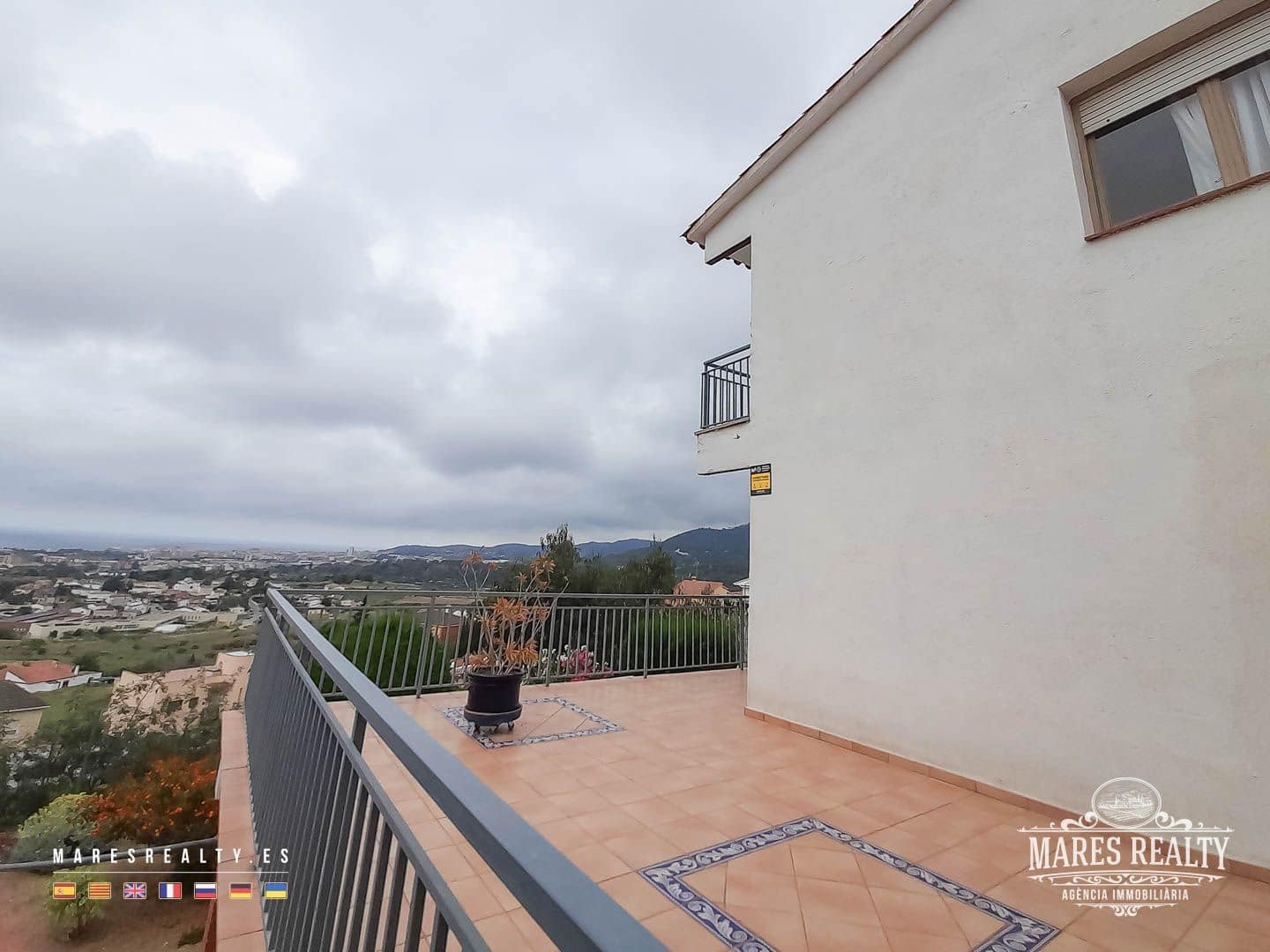 5 soverom Villa til salgs i Pineda de Mar med garasje - € 424 000 (Ref: 8591599)